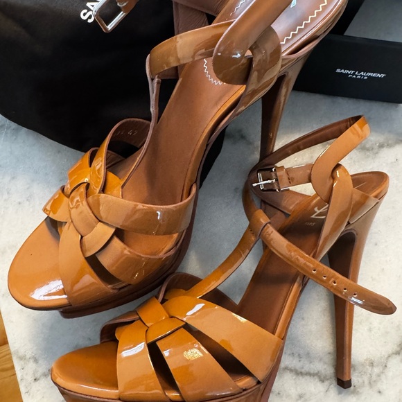 Saint Laurent YSL Women's Patent heels 42 Tribute 105 original box BRAND NEW 👠 - Picture 6 of 16